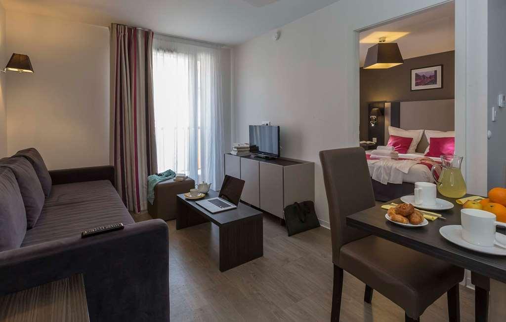 Appart Hotel Odalys City Colmar La Rose D'Argent Стая снимка